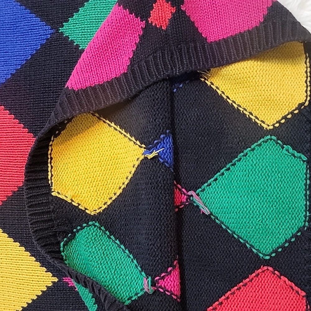 VTG| Vintage Multicolored Argyle Sweater - Picture 12 of 12